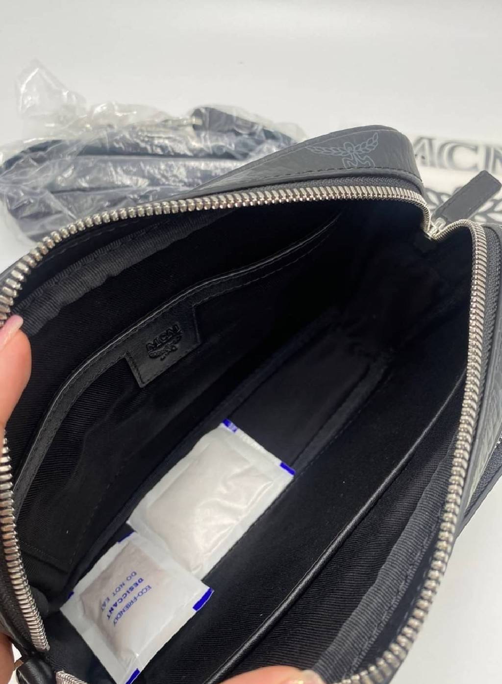 New Mcm klassic small crossbody อุปกรณ์การ์ด ถุงผ้า ถุงกระดาษ shop king power