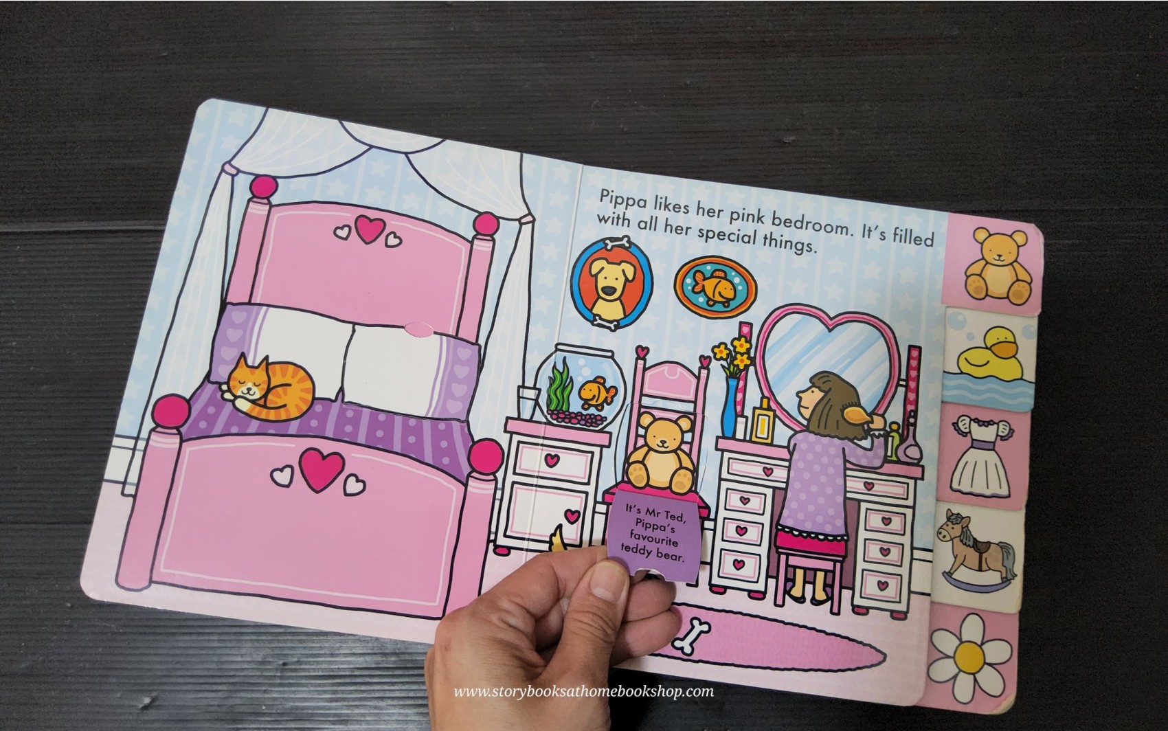 FLAP BOARD BOOK** 🍅🍓DOLL'S HOUSE