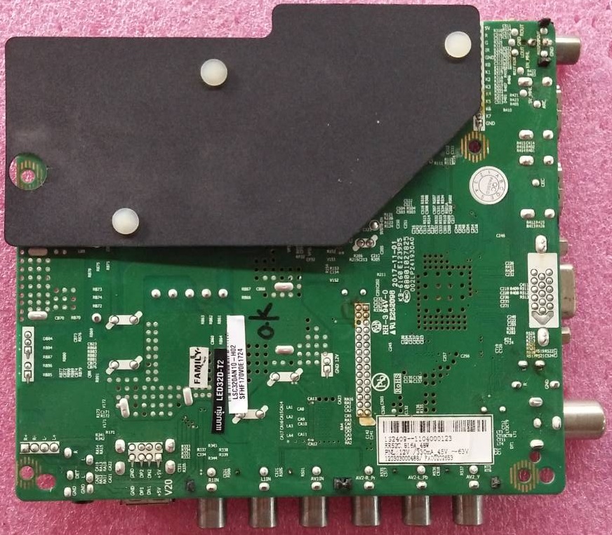 เมนบอร์ดทีวีบอร์ด แฟมิลี่ FAMILY ของแท้ถอดจากเครื่อง รุ่นLED32D-T2 พาร์ทRR52C.816A เบอร์จอLSC320AN10-H02