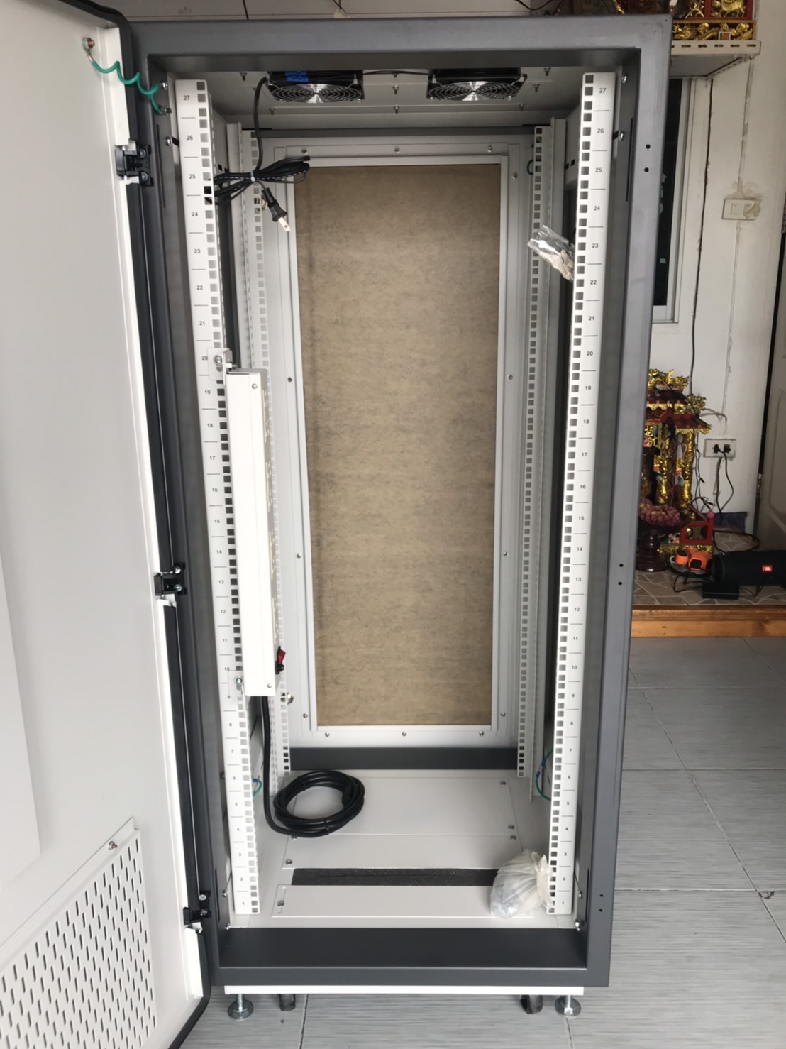 19" HIGH QUALITY EXPORT RACK 27U (80x90 cm.)สูง 139 cm.