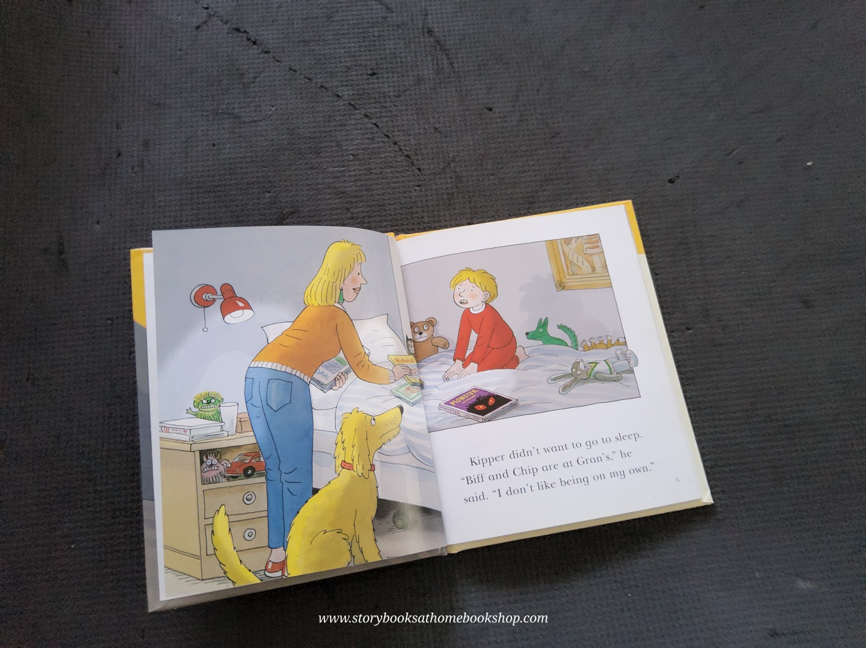 หนังสือนิทานปกแข็ง** 🍅🍓READ AT HOME 5a THE HAIRY-SCARY MONSTER