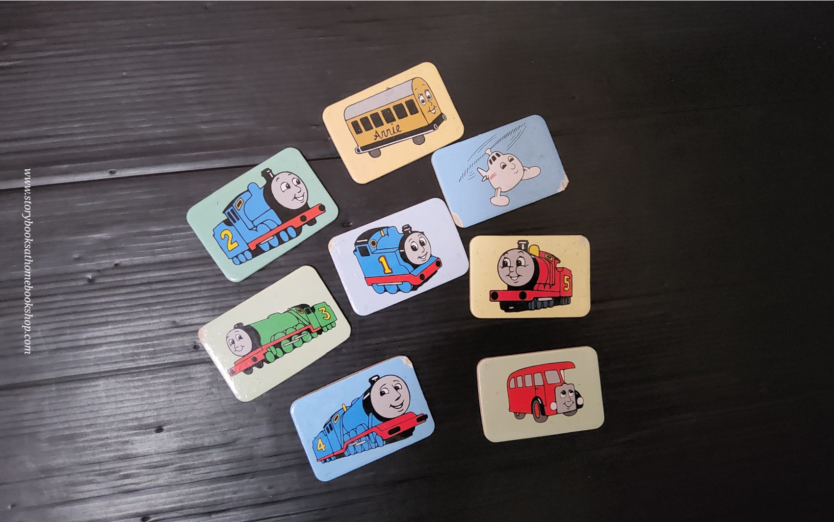 MAGNETS BOARD BOOK ** 🍅🍓MY THOMAS MAGNET BOOK WITH 8 CHARACTER MAGNETS!