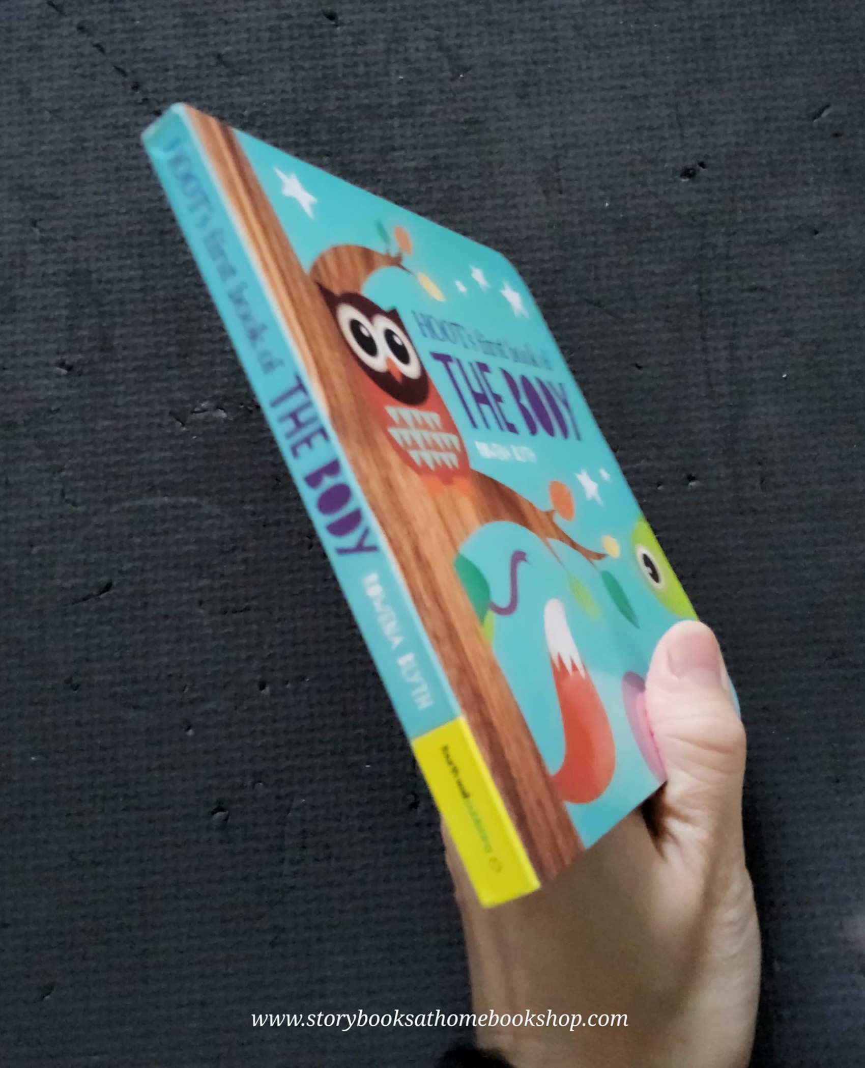 BOARD BOOK** 🍅🍓HOOT'S FIRST BOOK OF THE BODY