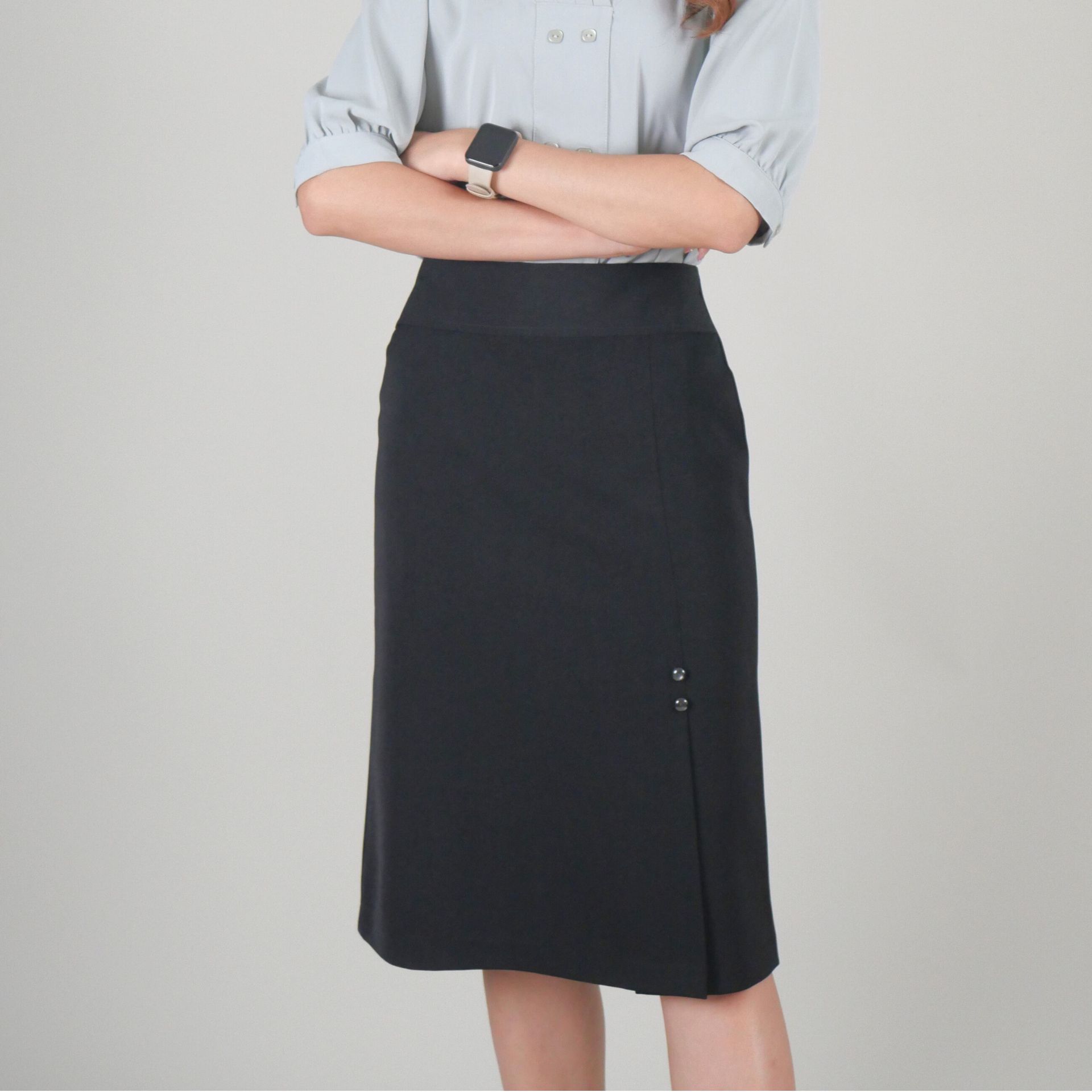 กระโปรงปิยารัตน์ ทรงตรง 2 กระดุม ผ้านาโน สีดำ ไซส์ S-5XL ความยาว 24 นิ้ว สำหรับข้าราชการ