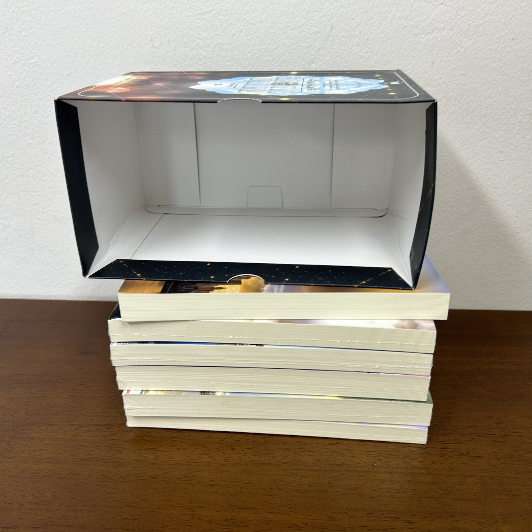 Exotic Desire- กามเทพร้ายแผลงฤทธิ์รัก/ปรารถนาร้อนจอมวายร้าย/สัมพันธ์ลับต่อรองรัก/หวานรักจอมเผด็จการ (มือสอง)