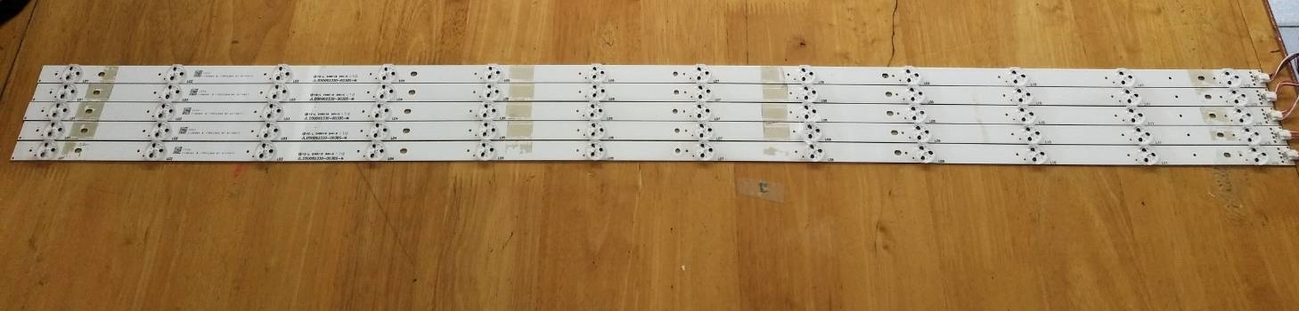 หลอดแบคไลน์ทีวี ไฮเซน HISENSE ของแท้มือสองถอดจากเครื่อง รุ่น 50K3300UWTP