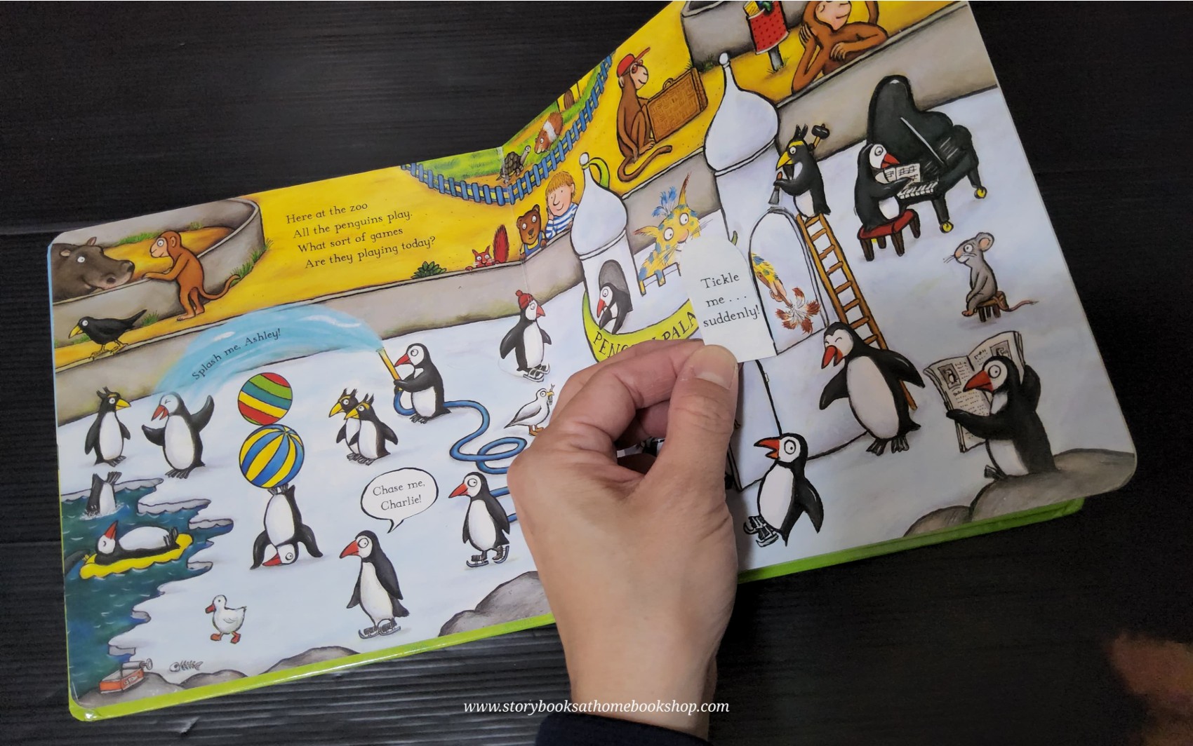 FLAP BOARD BOOK** 🍅🍓THE TICKLE BOOK BY IAN WHYBROW.AXEL SCHEFFLER