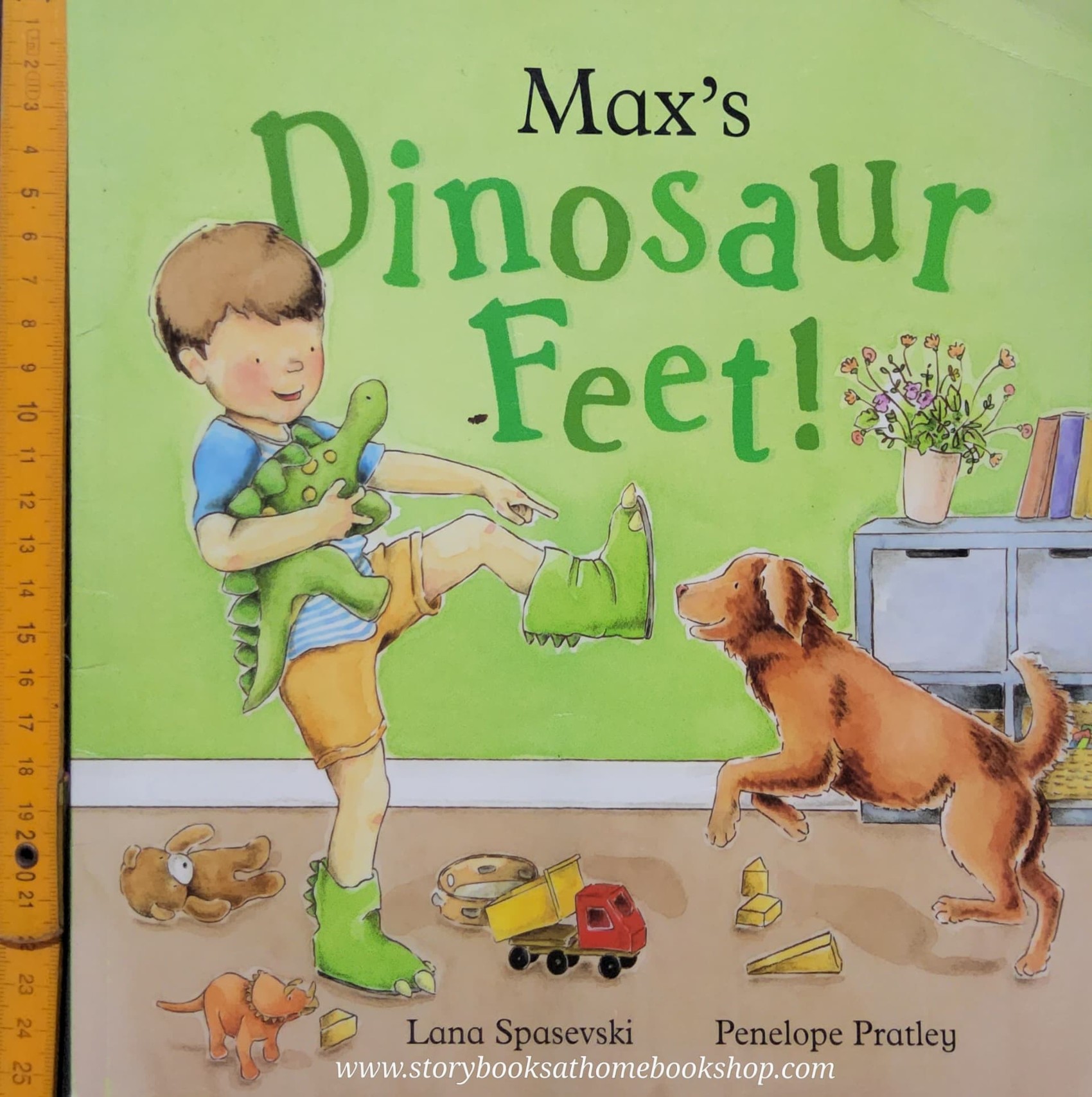 หนังสือนิทานปกอ่อน** ♥️♥️MAX'S DINOSAUR FEET!♥️♥️