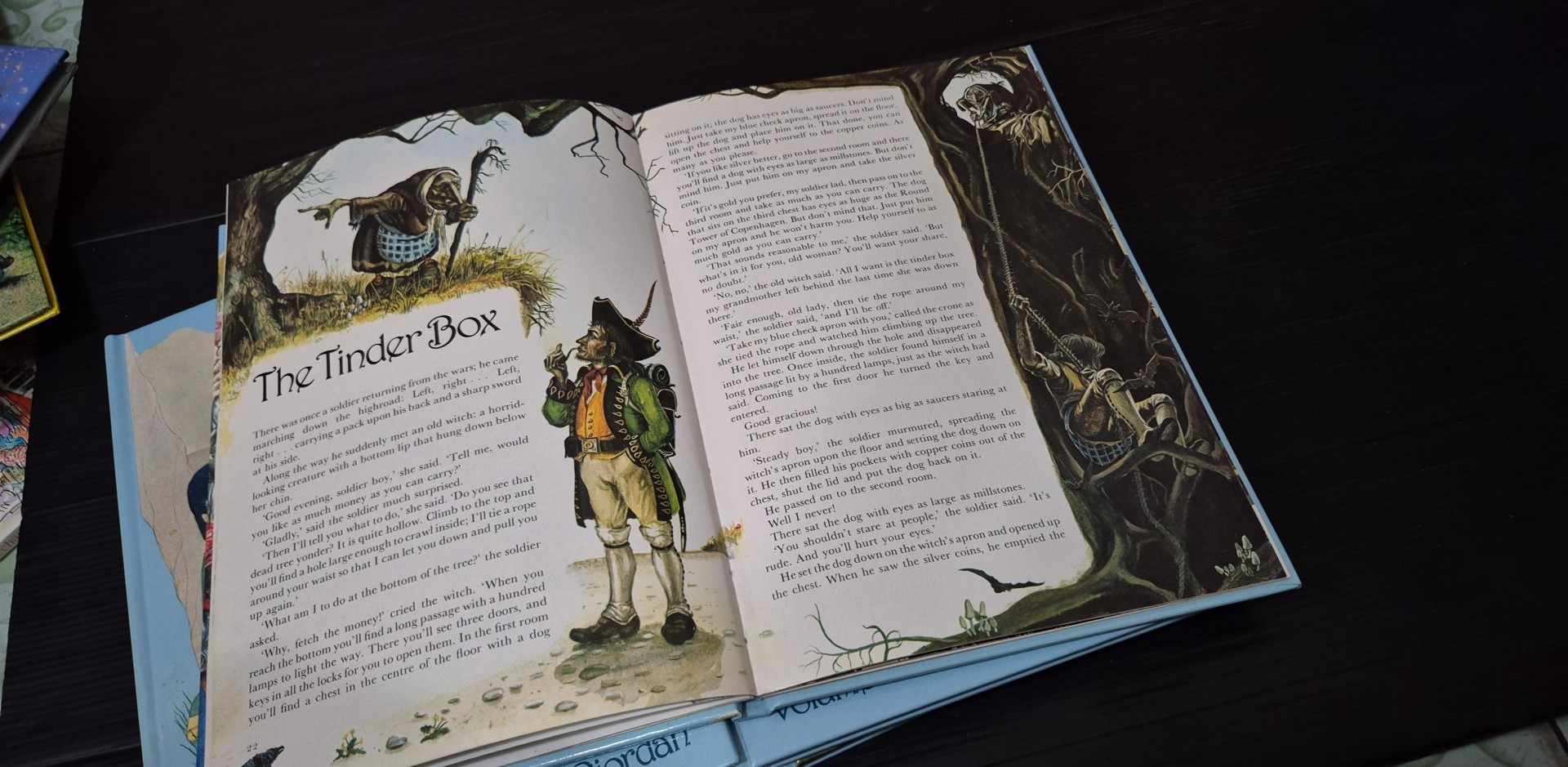 หนังสือนิทานปกแข็ง** 🍅🍓A WORLD OF FAIRY TALES VOLUME 1-5 @80