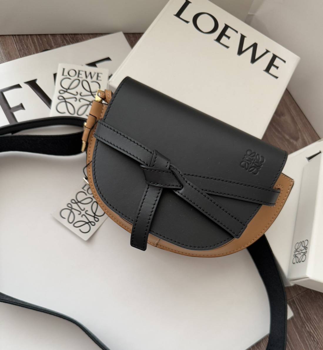 พร้อมส่ง 🇹🇭🛒 New Loewe Gate mini สาย Sport ใส่ promax ได้ | ตัวสายถอดแยกใช้งานได้ อุ