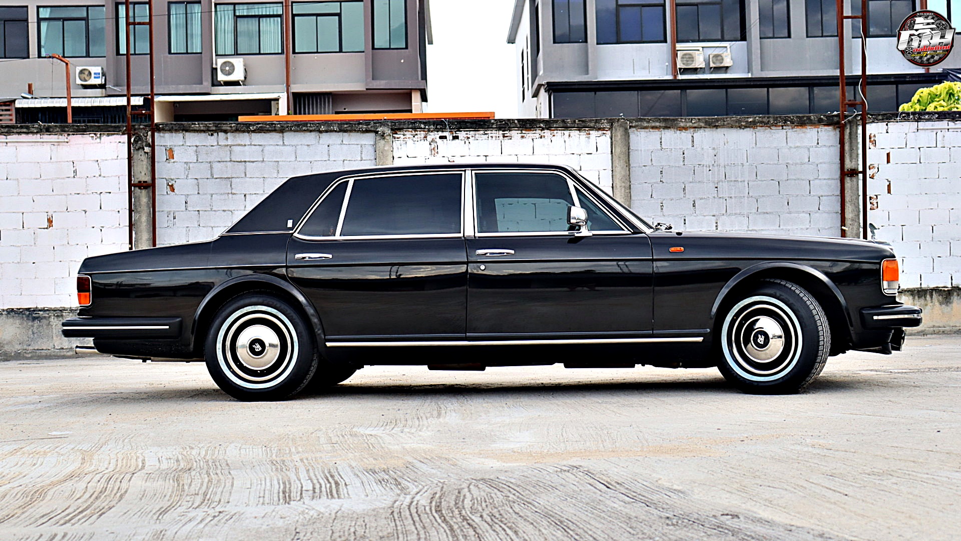 ROLLS Royce Silver Spur เปลี่ยนยาง SAILUN TOURING WR 225/75R15 102S