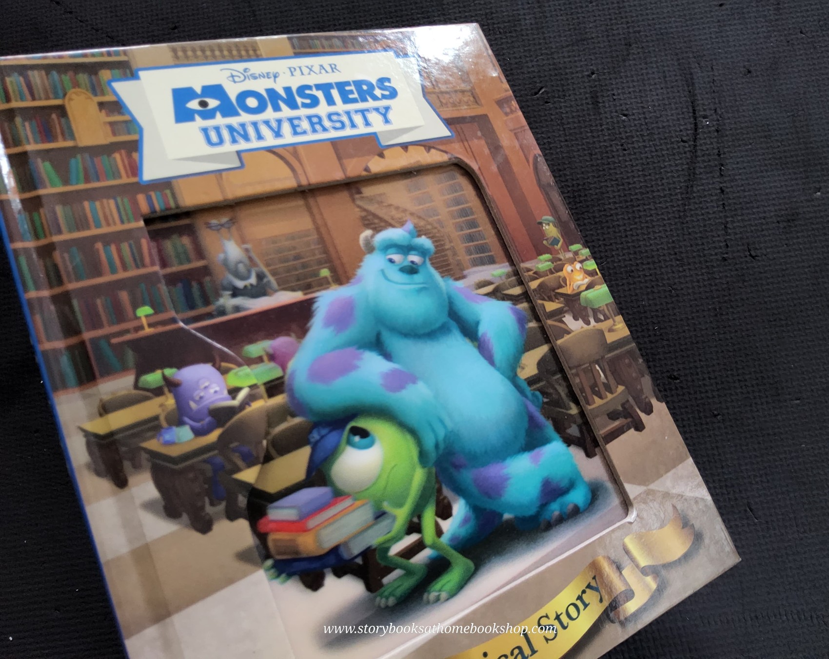 หนังสือนิทานปกแข็ง** 🍅🍅DISNEY PIXAR MONSTERS UNIVERSITY MAGICAL STORY