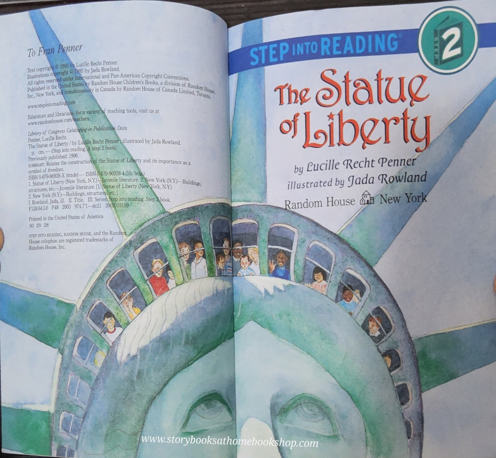 หนังสือนิทานความรู้ ** 🍅🍅STEP INTO READING 2:THE STATUE OF LIBERTY