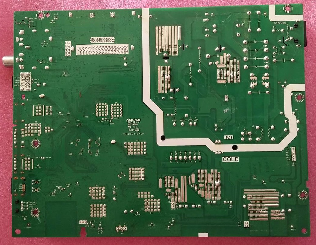 เมนบอร์ดทีวีสกายเวิร์ท(Mainboard TV SKYWORTH) มือสองพร้อมใช้งาน รุ่น43UB5500 พาร์ท5844-A9M41G-0P00 ใช้ทีคอน 6870C-0805A