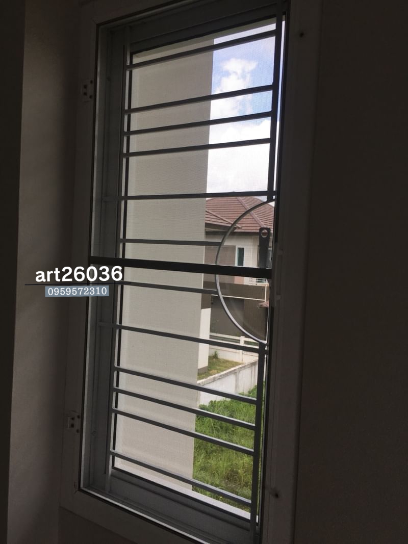 เหล็กดัดสีอบพร้อมมุ้งลวด มินิมอล ลายนิยม