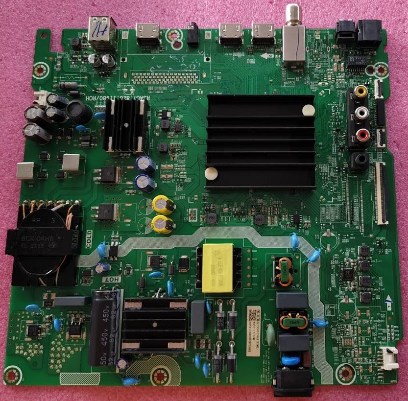 เมนบอร์ดทีวี ไฮเซน Hisense ของแท้มือสองถอดจากเครื่อง รุ่น50A6500K พาสบอร์ด RSAG7.820.11980/ROH