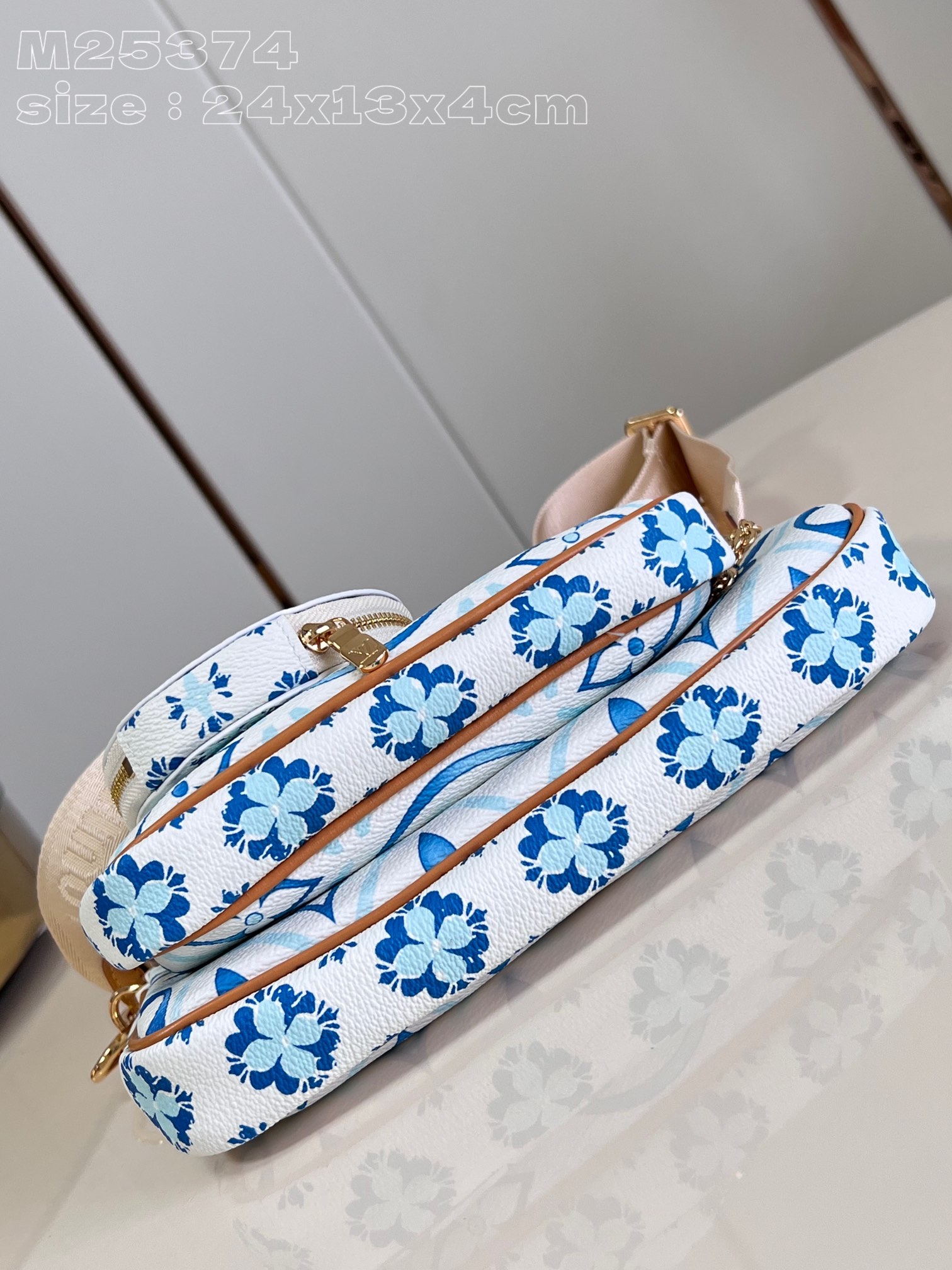 [Pre-order]กระเป๋าหลุยส์ วิตตอง รุ่น Multi Pochette Accessoires BLUE M25374 Handbags เกรด VIP คุณภาพที่ดีที่สุด
