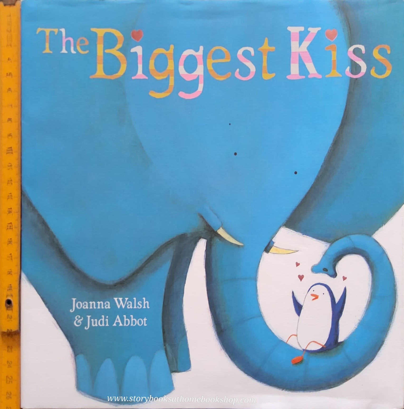 หนังสือนิทานปกแข็ง ** ♥️♥️THE BIGGEST KISS BY JOANNA WALSH & JUDI ABBOT