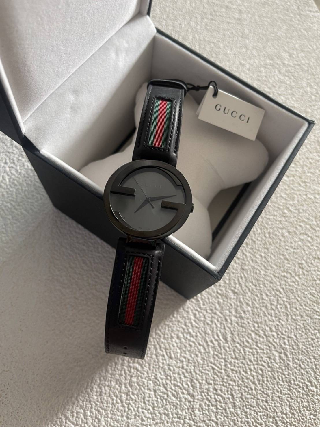 New Gucci Interlocking Watch 💣 สีดำสายหนัง หน้าปัด 42mm.