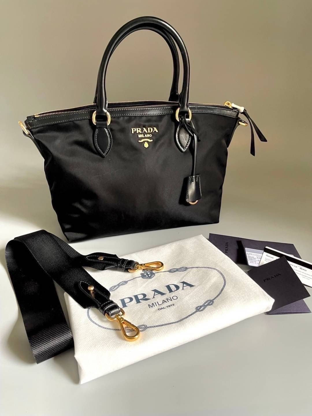 New Prada Tessuto Handbag ขนาด 11 x 8 x 6 นิ้ว