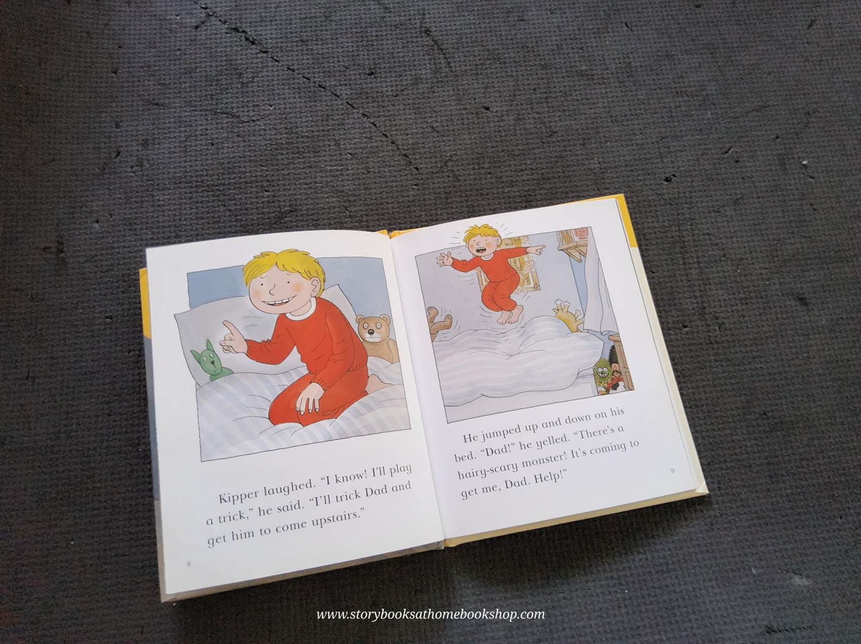 หนังสือนิทานปกแข็ง** 🍅🍓READ AT HOME 5a THE HAIRY-SCARY MONSTER