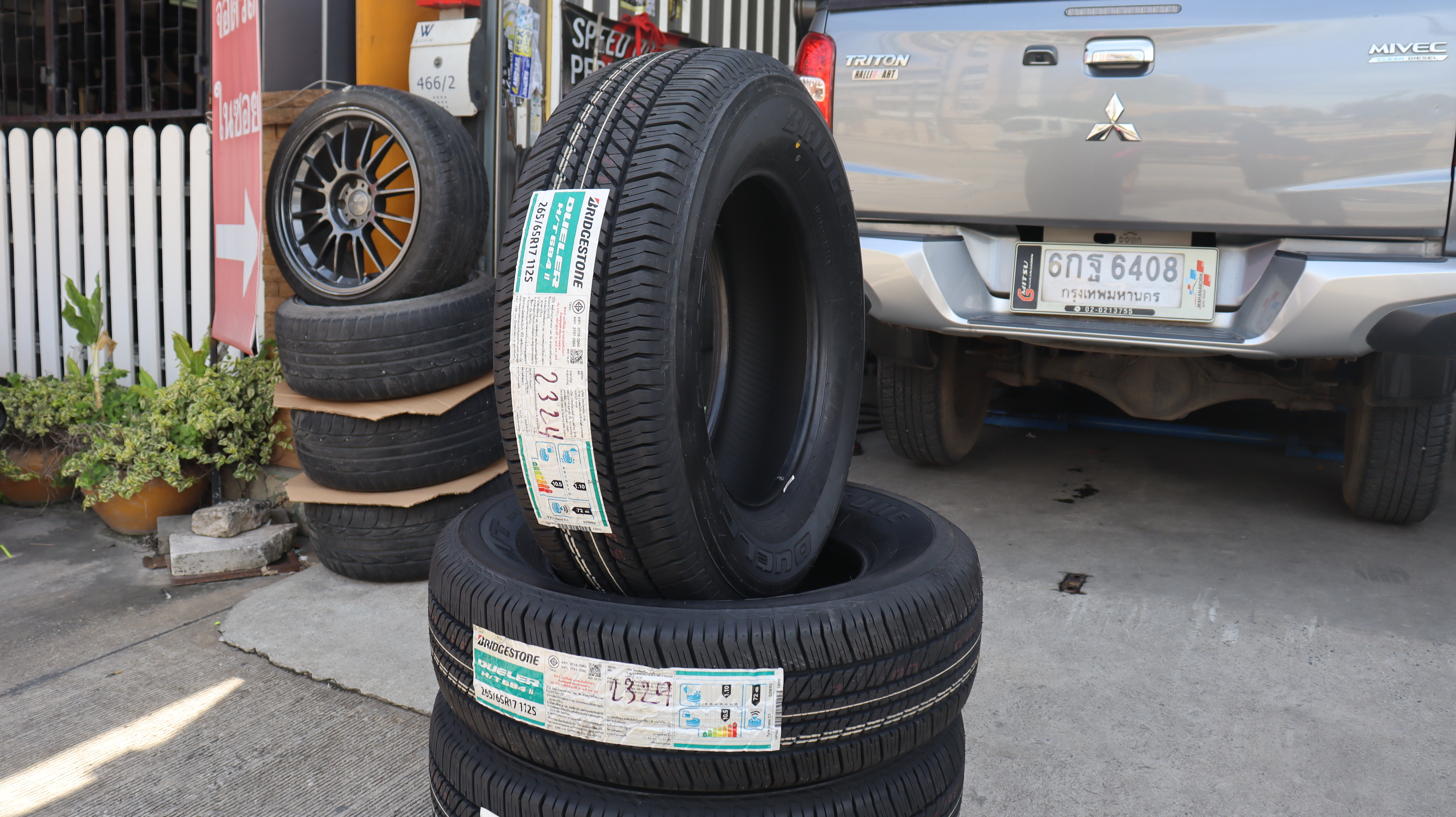 MITSUBISHI TRITON PLUS เปลี่ยนยาง BRIDGESTONE DUELER HT684ii 265/65R17 112S