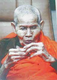 เหรียญรัตนจักรชัยสิทธิ์ กันโรคระบาด กำจัดภัยยุคกาลี ๑๐ ประการ หลวงปู่ชื้น วัดญาณเสน ปี 2546 (เนื้อตะกั่ว)