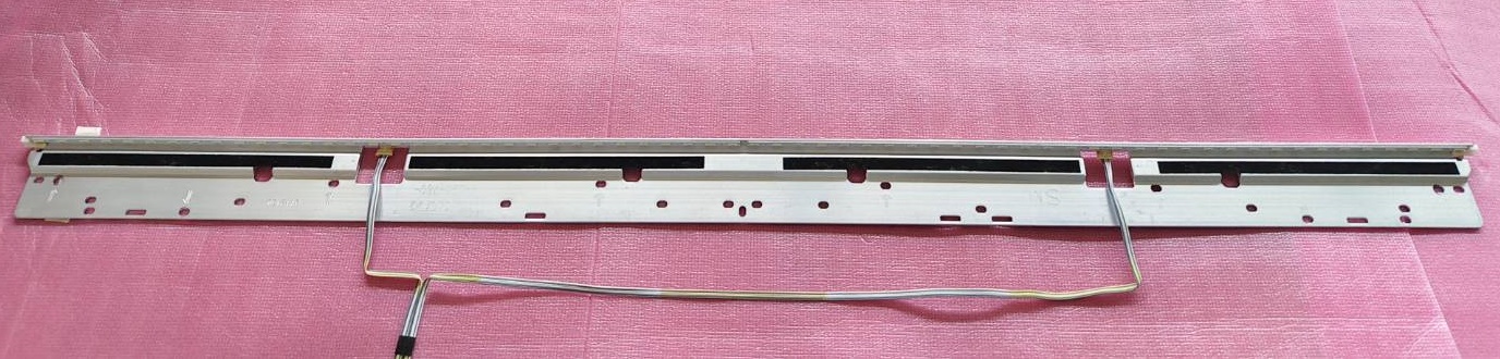 หลอดแบล็คไลท์โซนี่ (SONY) อะไหล่แท้/มือสองพร้อมใช้งาน ใช้กับรุ่น KD-43X7000E