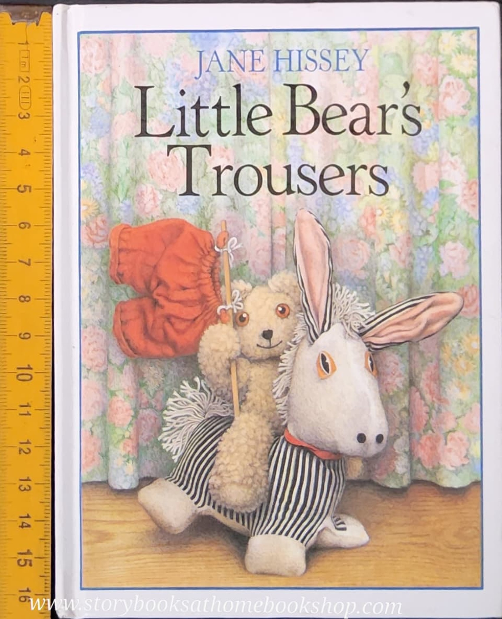 หนังสือนิทานปกแข็ง** 🍅🍓LITTLE BEAR'S TROUSERS BY JANE HISSEY