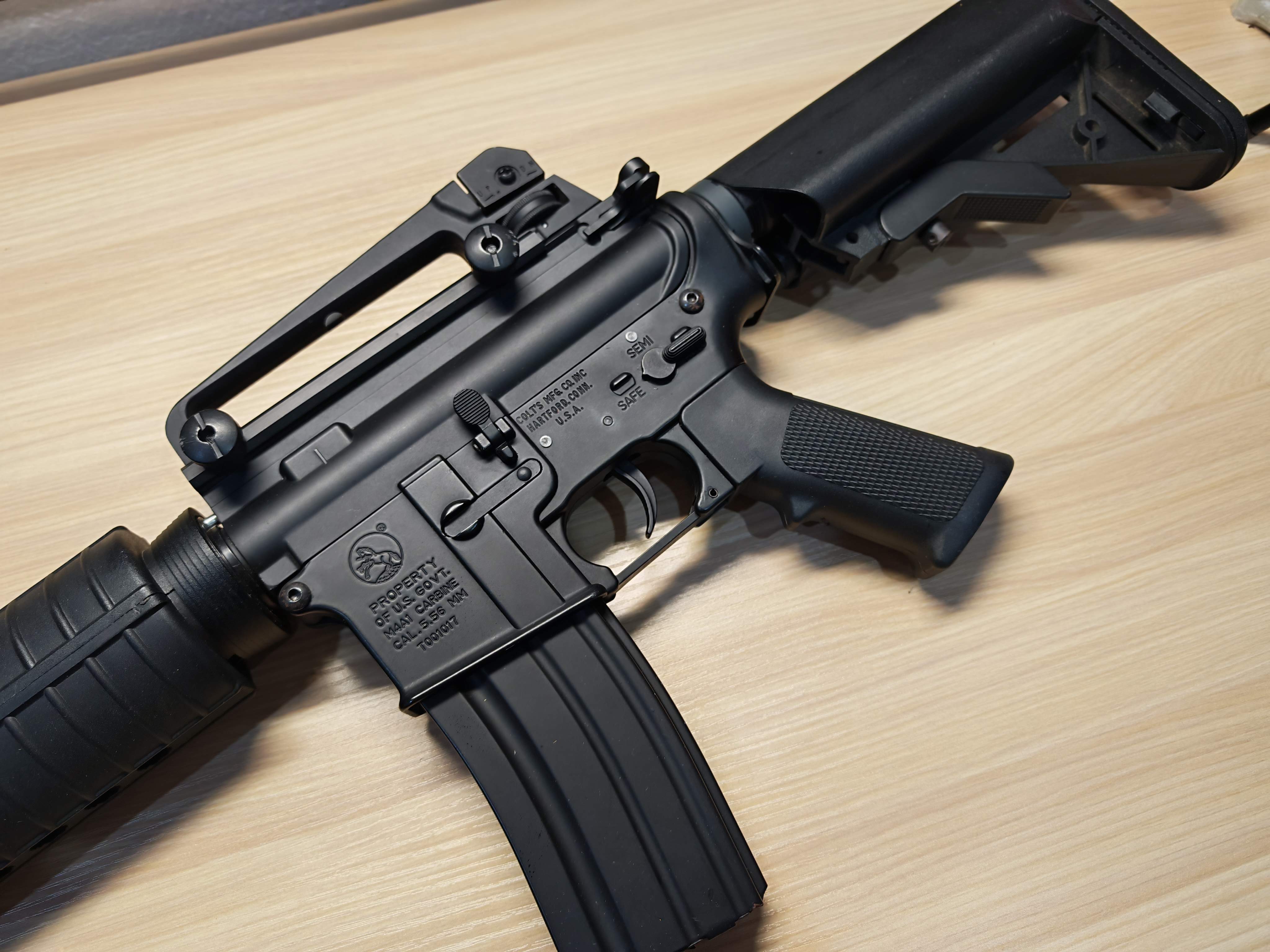 E&C 701 Colt M4A1 บอดี้โลหะ เรียกมือ1 ยังได้ AEG BB Gun บีบีกัน Airsoft Gun ปืนอัดลม ปืนยาวไฟฟ้า มือสอง