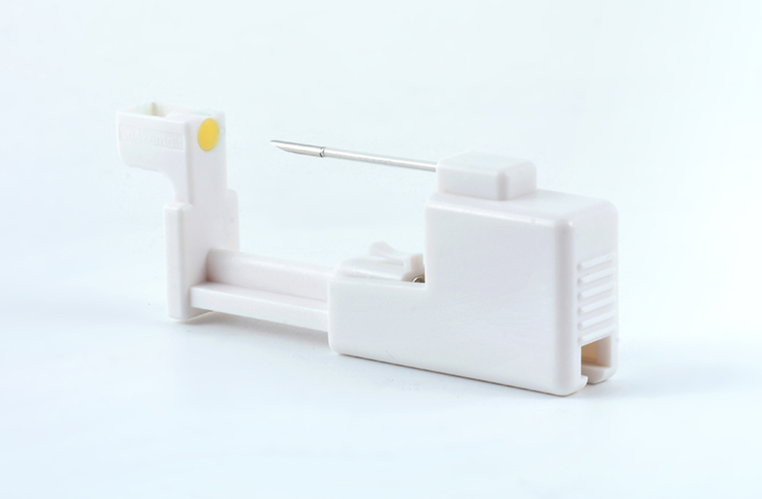 เครื่องเจาะร่างกาย