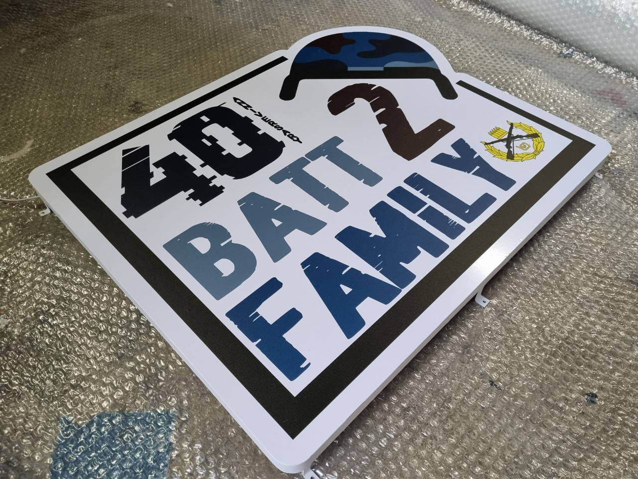 #ป้ายโลโก้ไฟออกหลัง