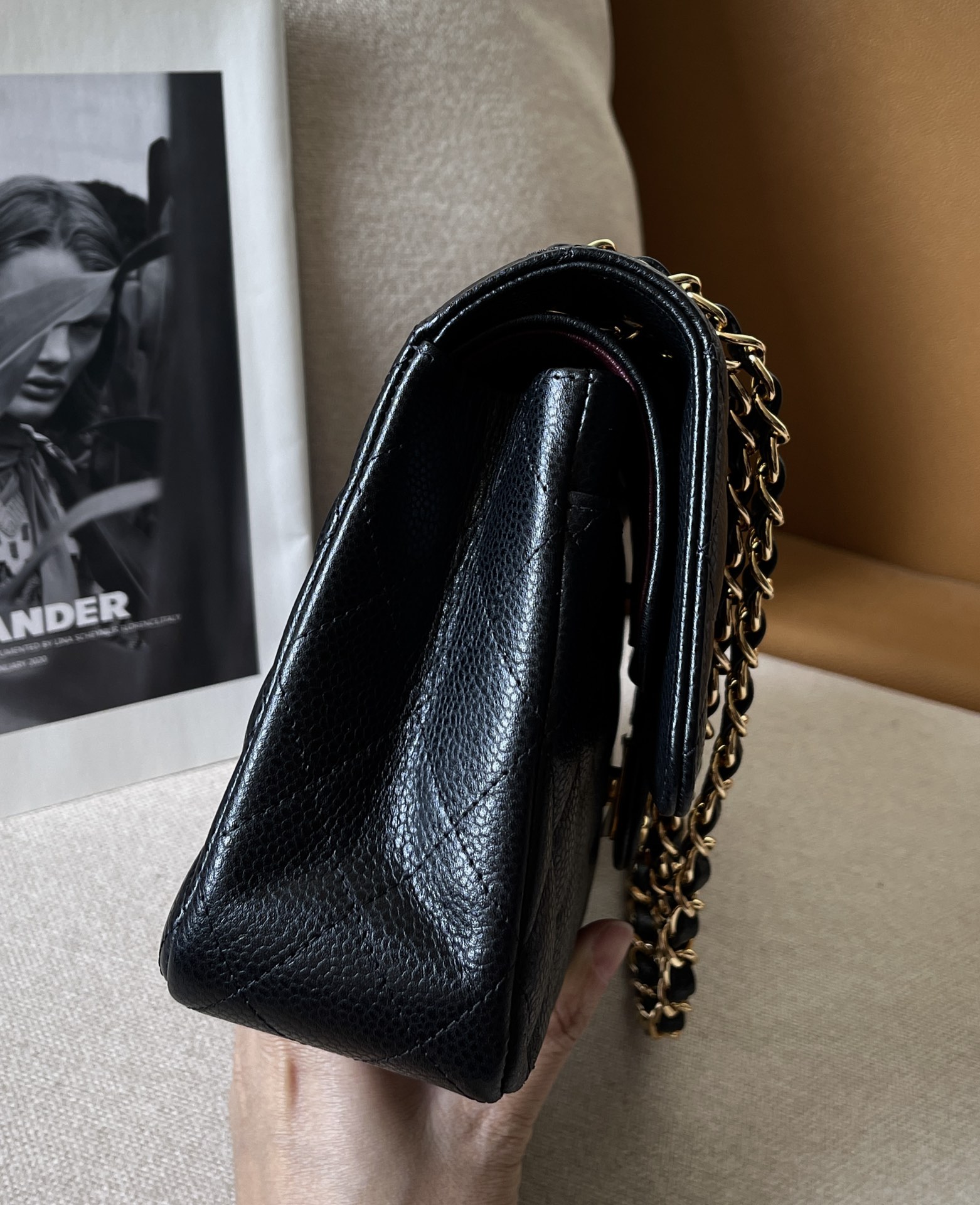 [Pre-order] กระเป๋า Chanel Classic 10” Caviar GHW คลาสสิคตลอดกาล หนังคาเวียร์ตัดเย็บด้วยหนังนำเข้าเกรดที่ดีที่สุด