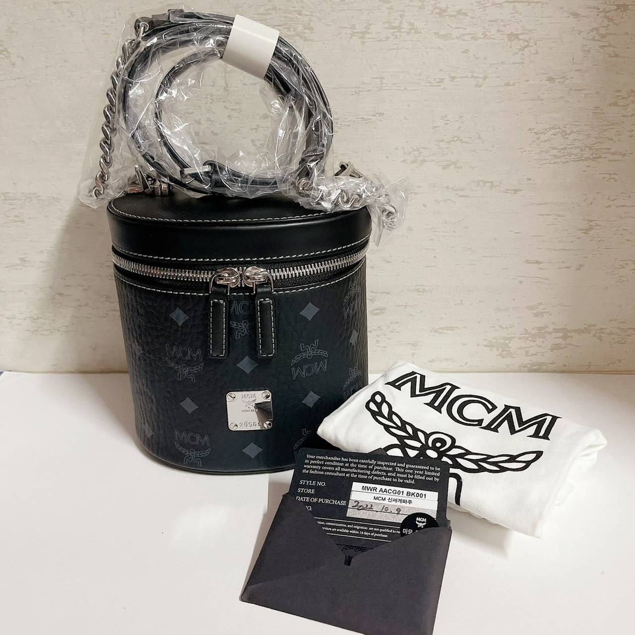 New Mcm Cylinder ดำ อุปกรณ์การ์ด/ถุงผ้า
