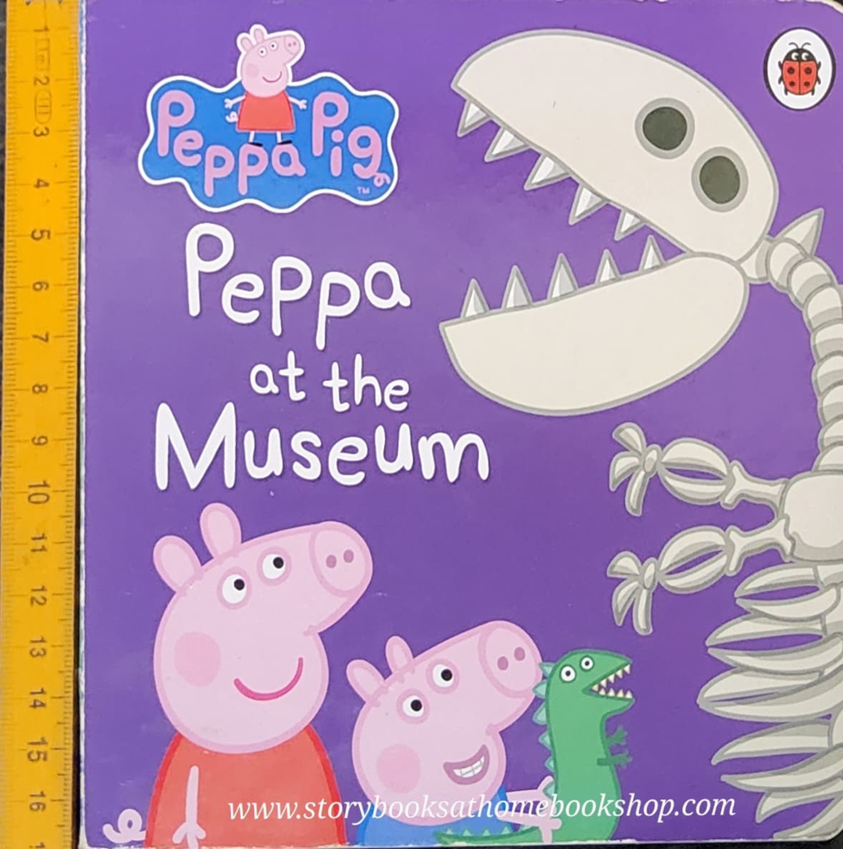 BOARD BOOK** 🍅🍅PEPPA PIG:PEPPA AT THE MUSEUM
