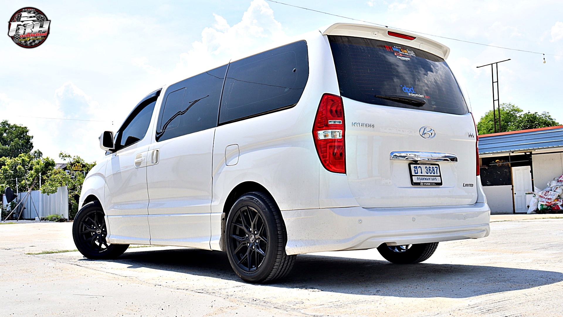 HYUNDAI H-1 เปลี่ยนล้อแม็กซ์ NAYA ALPHA-6 ขอบ18นิ้ว