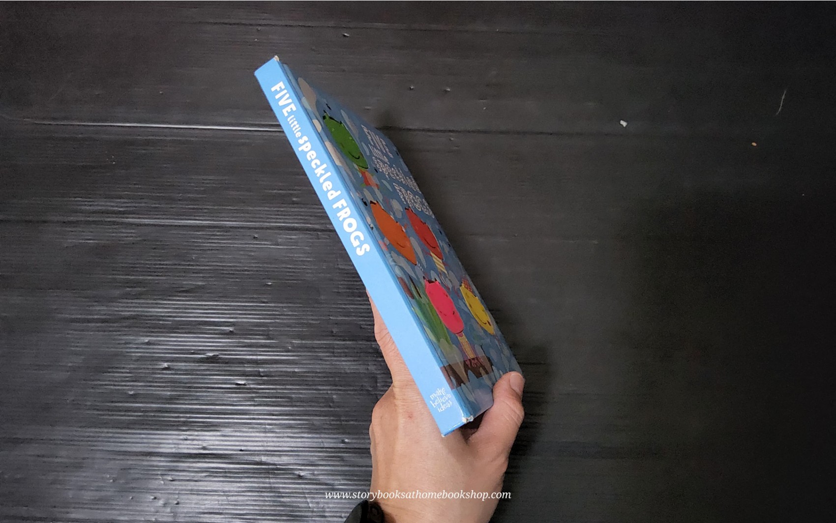 TOUCH AND FEEL BOARD Book** 🍅🍅FIVE LITTLE SPECKLED FROGS