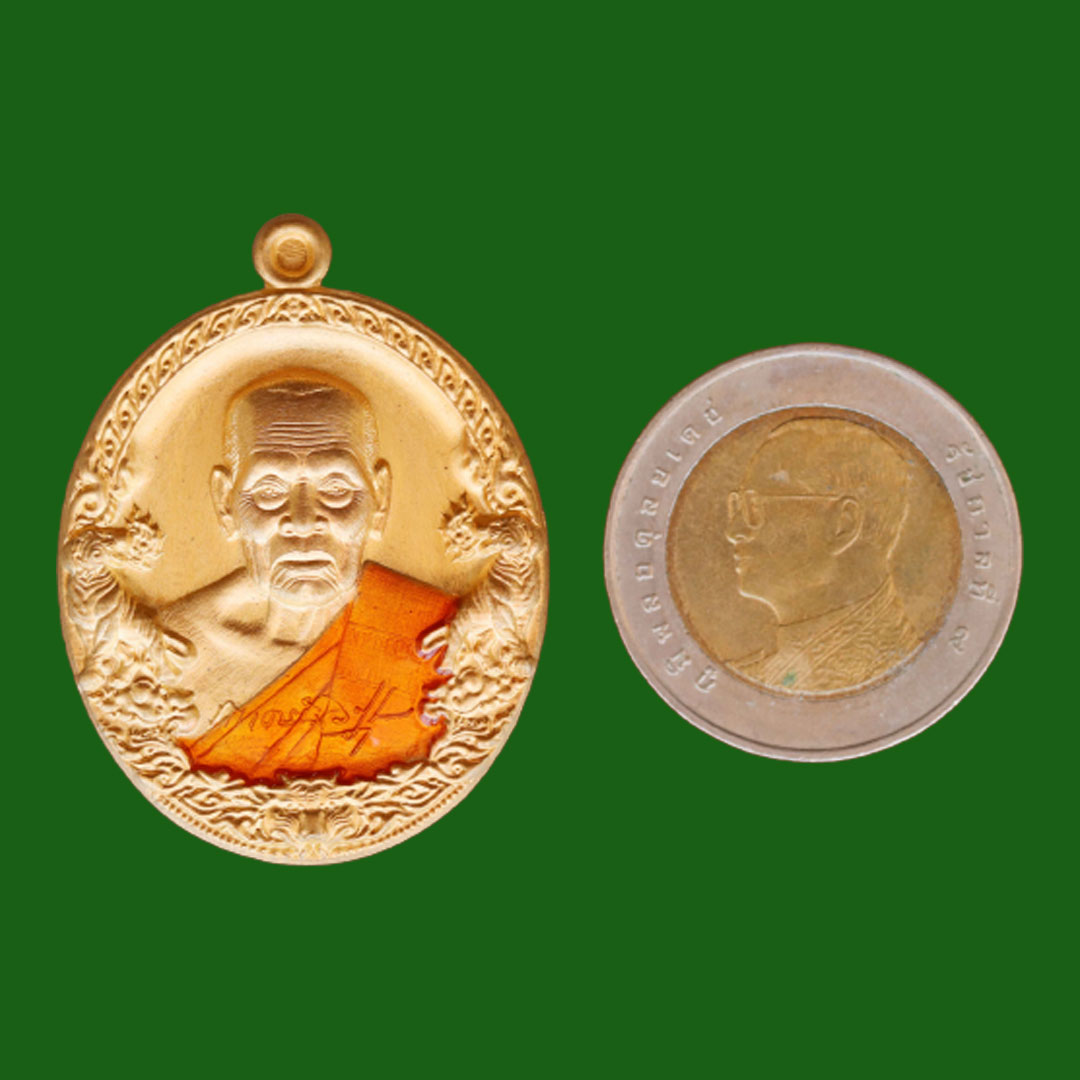 เหรียญหลวงพ่อพัฒน์ ราชาพยัคฆ์ ปี64 เนื้อทองฝาบาตร ลงยาจีวร อ.ป๋อง สุพรรณ การันตรี