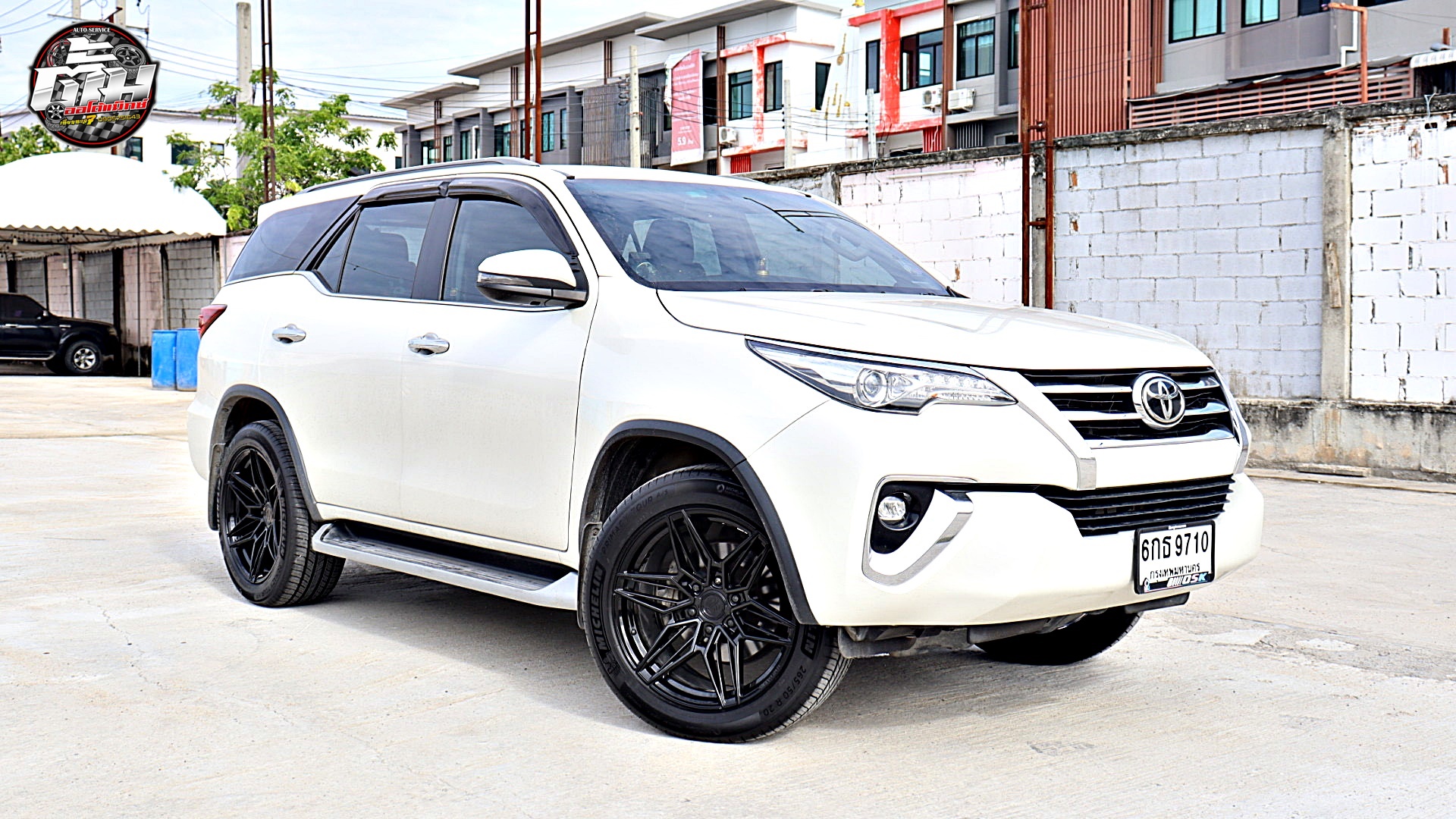 TOYOTA FORTUNER เปลี่ยนล้อยาง ล้อ JP Racing Wheels SHEIK-T3 ขอบ20นิ้ว ยาง MICHELIN PRIMACY TOUR AS 265/50R20 111V