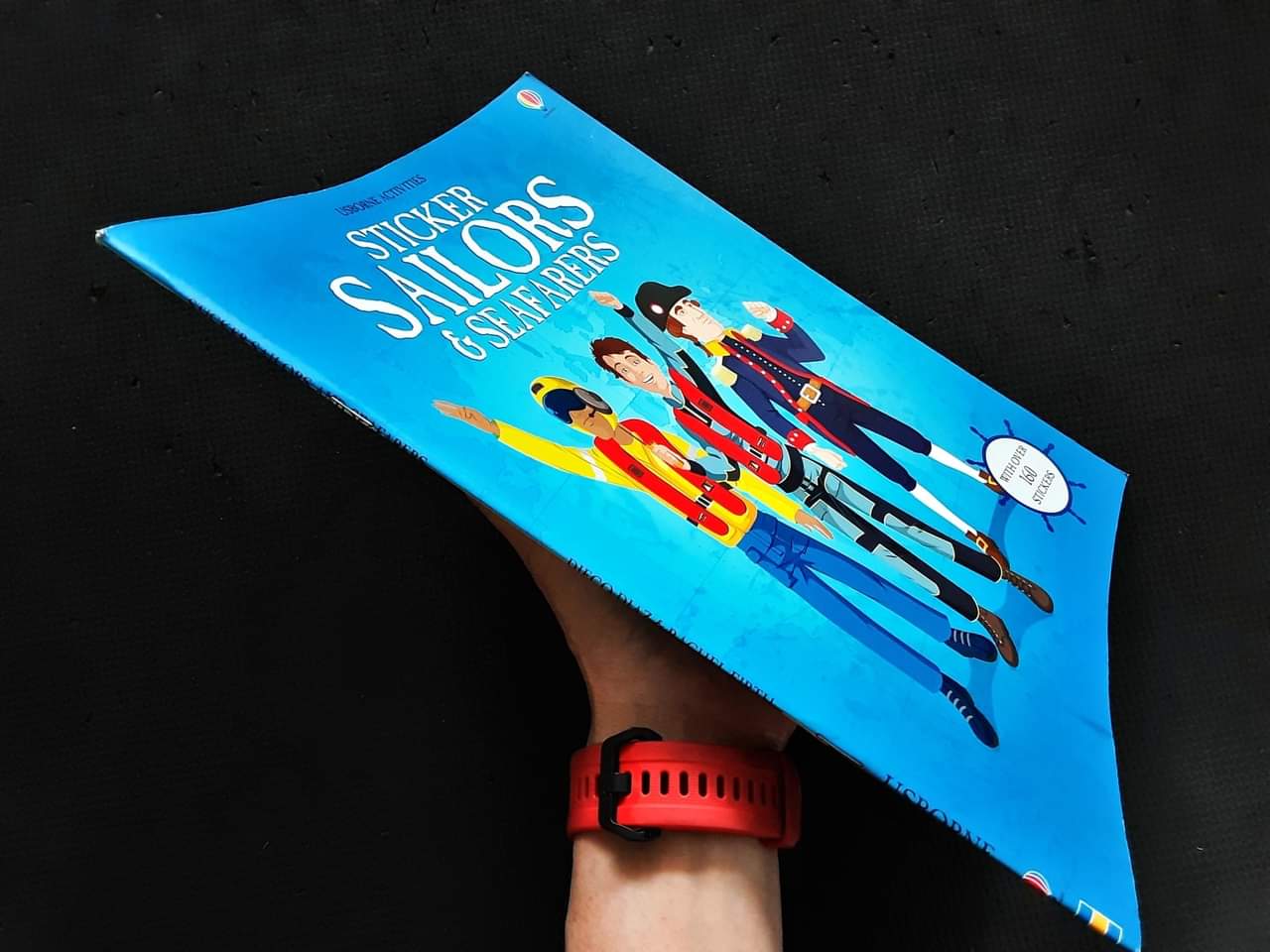 USBORNE ACTIVITIES BOOK ð
ðSTICKER SAILORS &SEAFARERS (160 STICKERS)