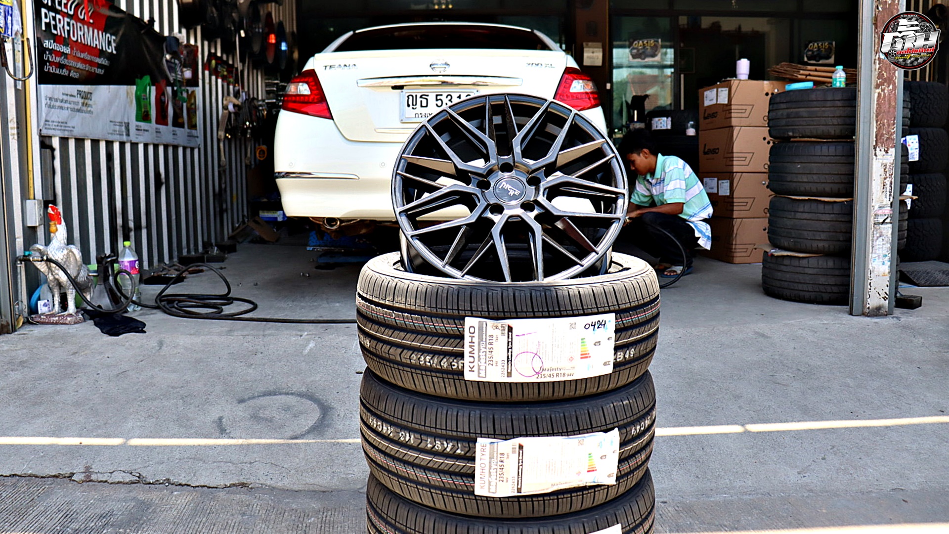 NISSAN TEANA เปลี่ยนล้อยาง ล้อNICHE GAMMA ขอบ18นิ้ว ยาง KUMHO MAJESTY9 SOLUS TA91 235/45R18 94V