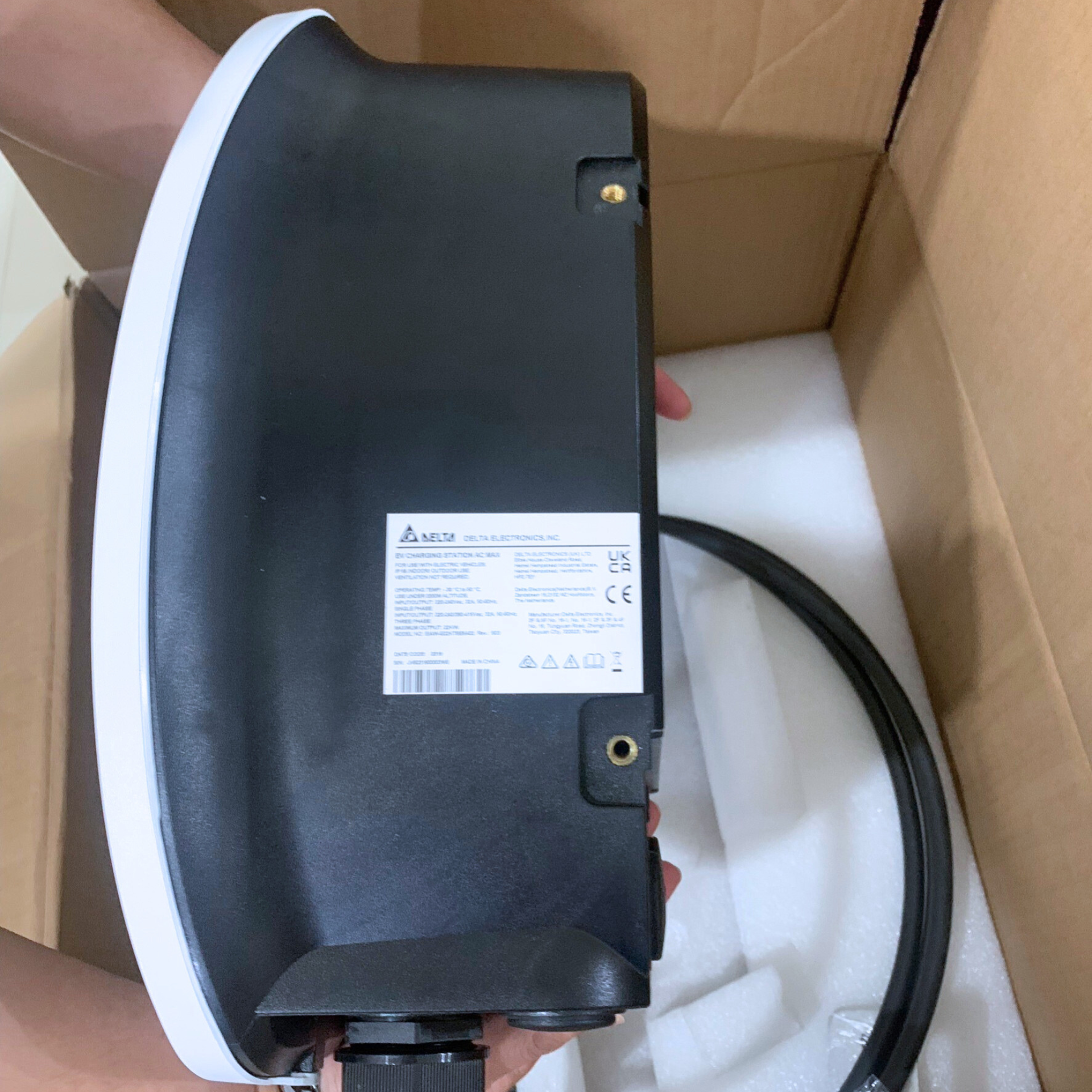 เครื่องชาร์จรถยนต์ไฟฟ้า เครื่องชาร์จรถ EV Delta EV Charger รุ่น AC MAX Basic ขนาด 7.4-22 KW เฉพาะเครื่อง ไม่รวมค่าติดตั้ง