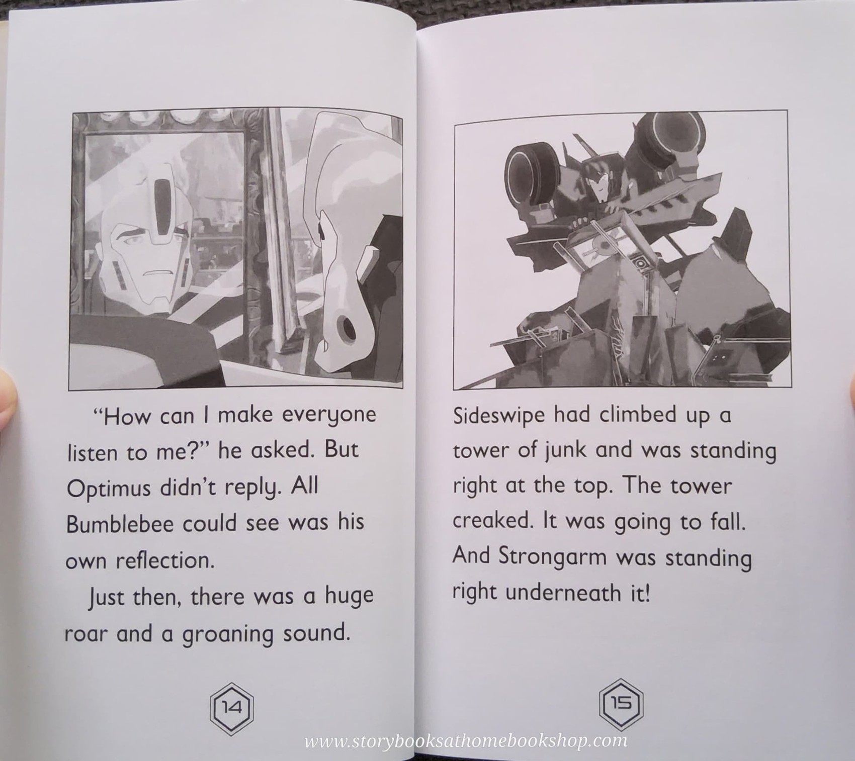 หนังสือนิทานปกอ่อน** 🍅🍓TRANSFORMERS ROBOTS IN DISGUISE