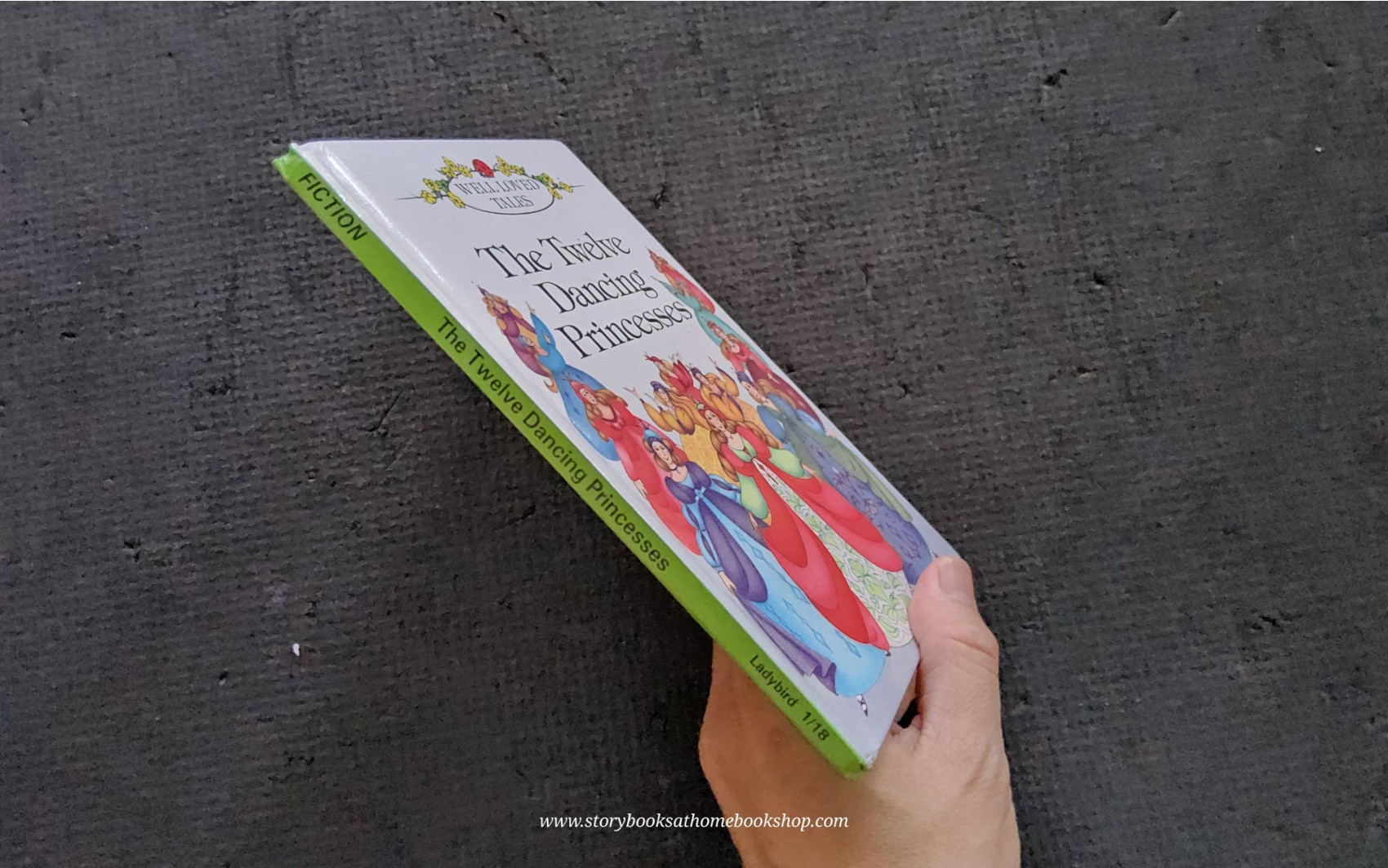 หนังสือนิทานปกแข็ง** 🍅🍅WELL LOVED TALES:THE TWELVE DANCING PRINCESS