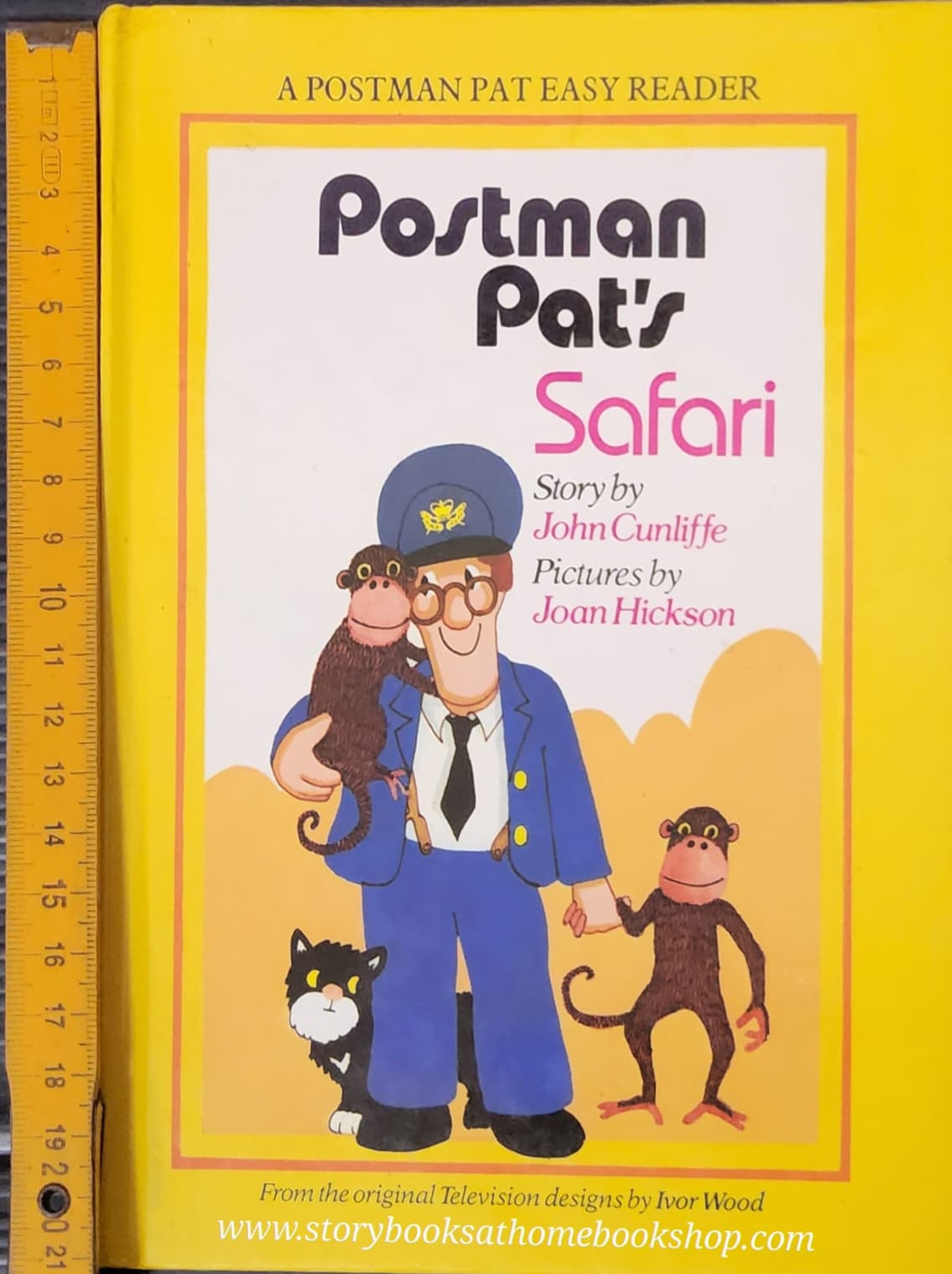 หนังสือนิทานปกแข็ง** 🍅🍓POSTMAN PAT'S SAFARI