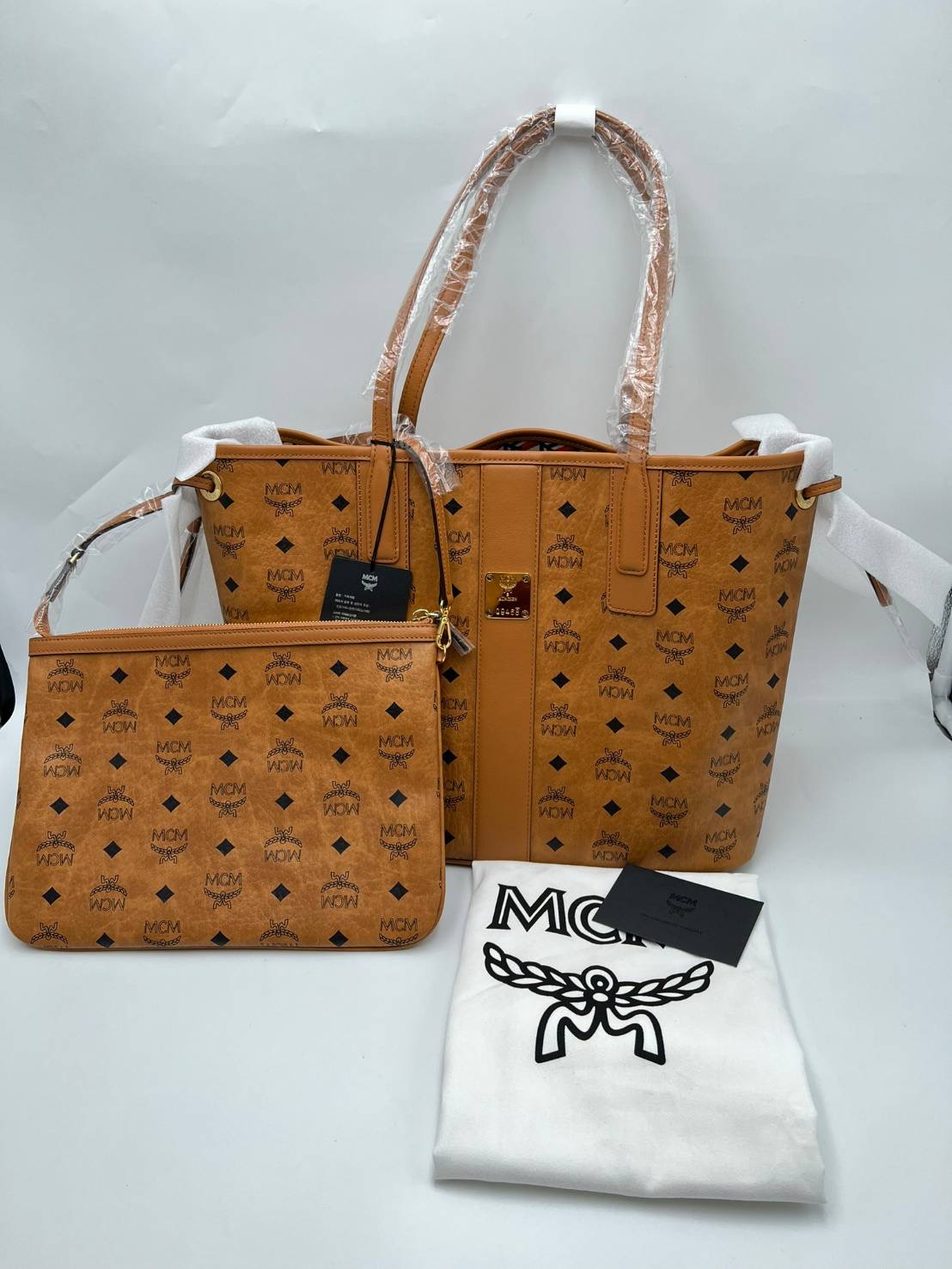 New Mcm tote กลับด้านได้ ลายใหม่ แม่+ลูก