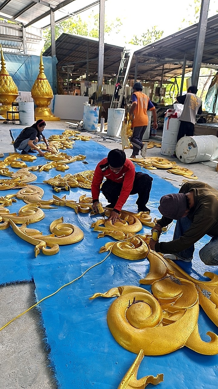 ซุ้มประตูเมืองแบบสามเสา