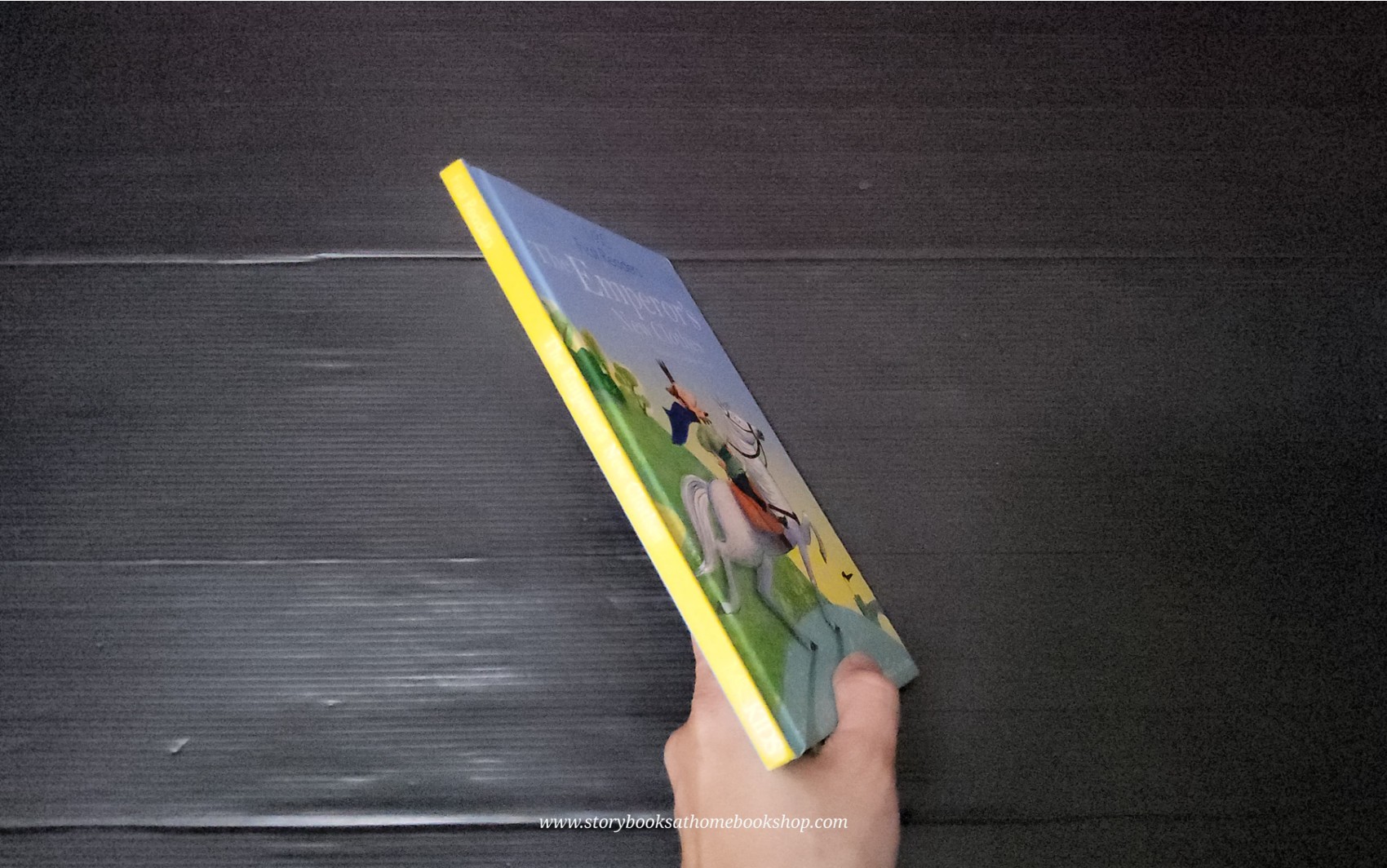 หนังสือนิทานปกแข็ง** 🍅🍓FIRST READERS:THE EMPEROR'S NEW CLOTHES