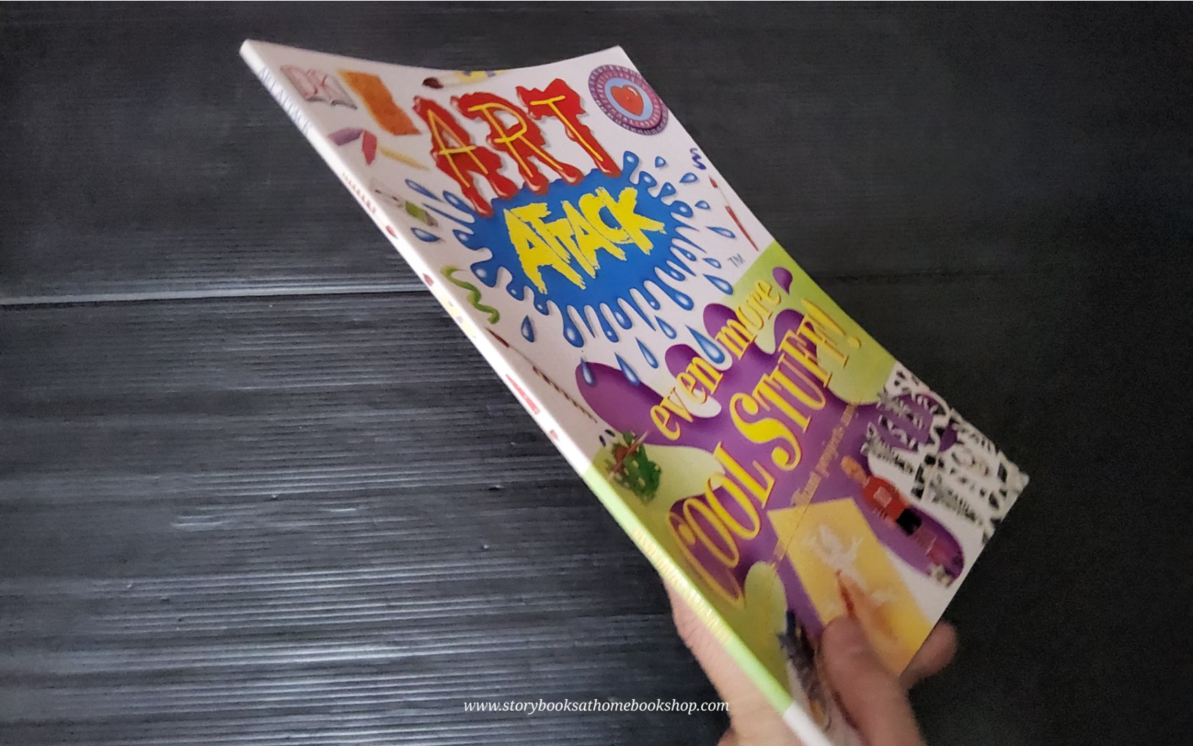ACTIVITIES BOOK** ð
ð
DK ART ATTACK EVEN MORE COOL STUFF!