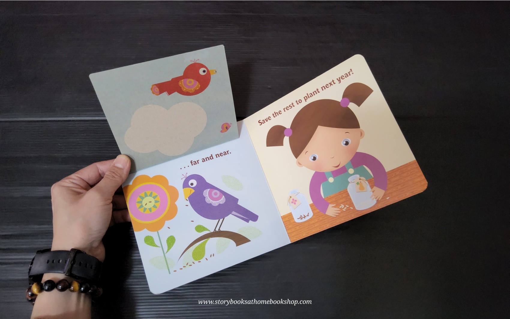 Flap Board Book** 🍅🍓THE LITTLE GARDENER